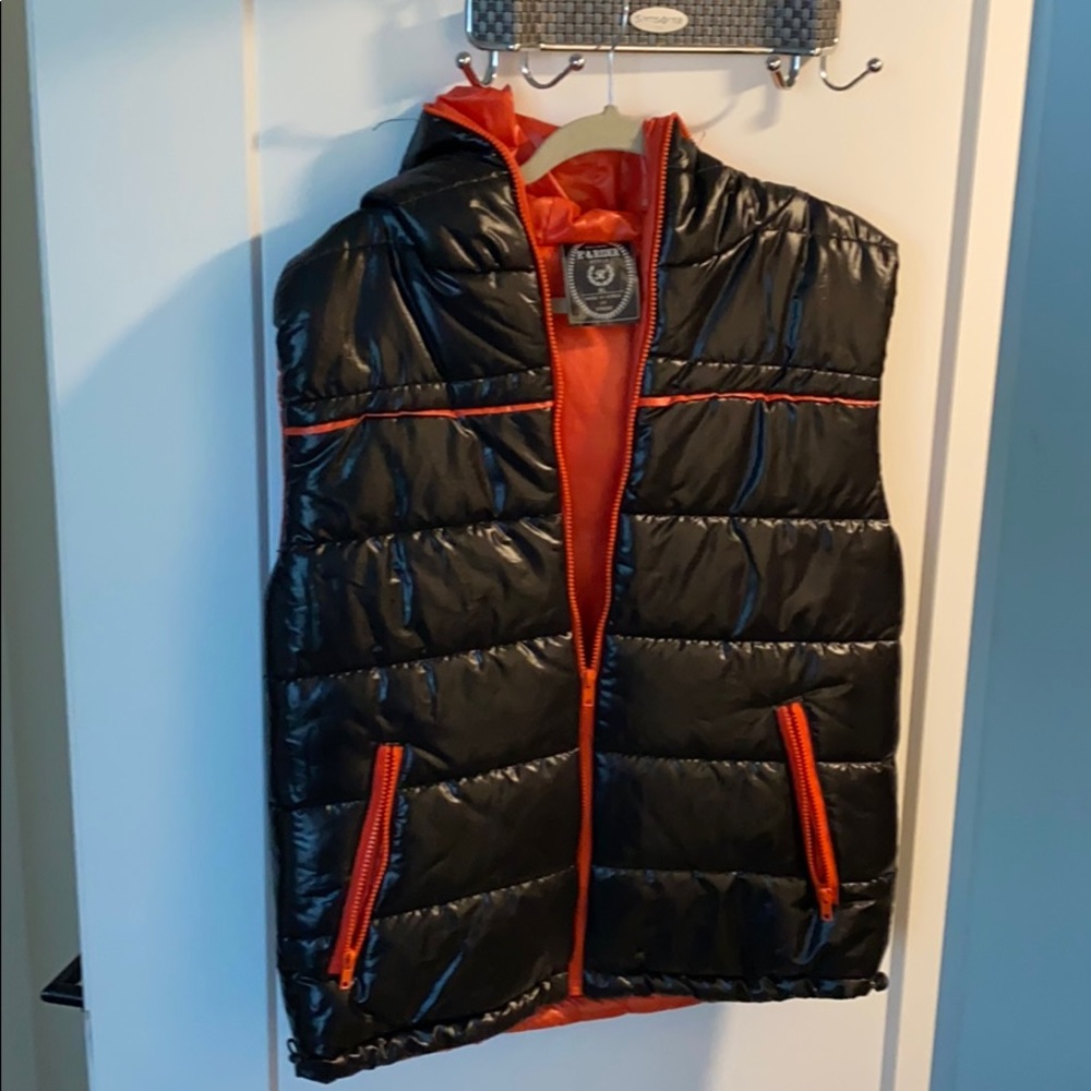 R2 Vest Black and Orange